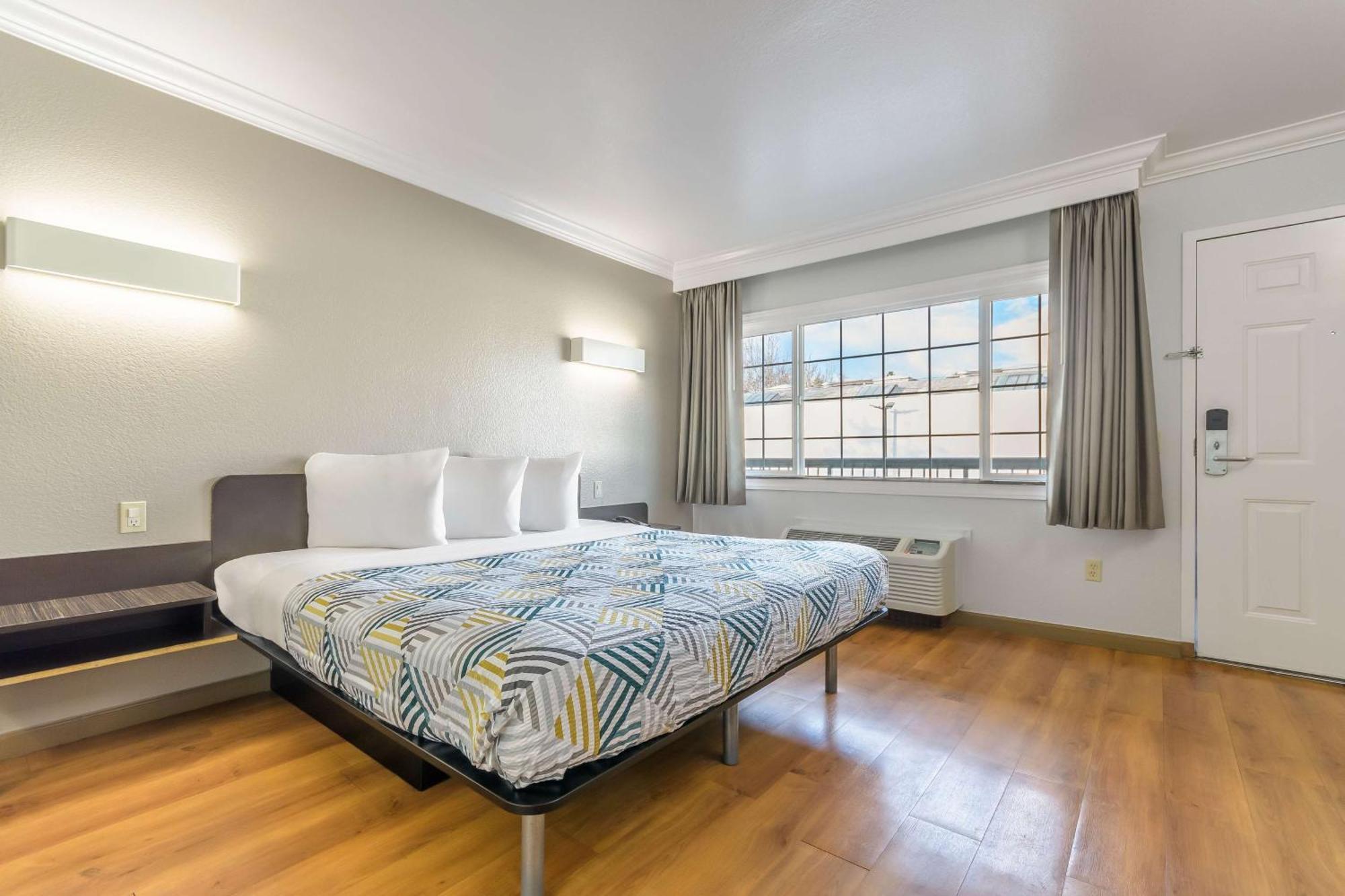 Motel 6-San Jose, Ca - Convention Center Ngoại thất bức ảnh
