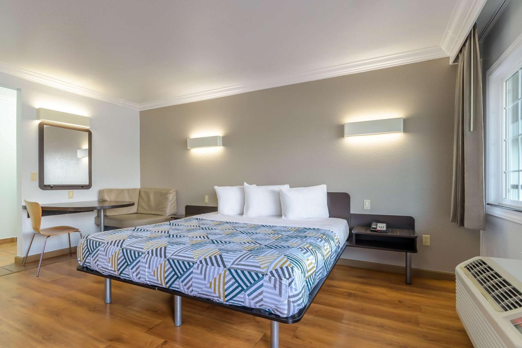 Motel 6-San Jose, Ca - Convention Center Ngoại thất bức ảnh