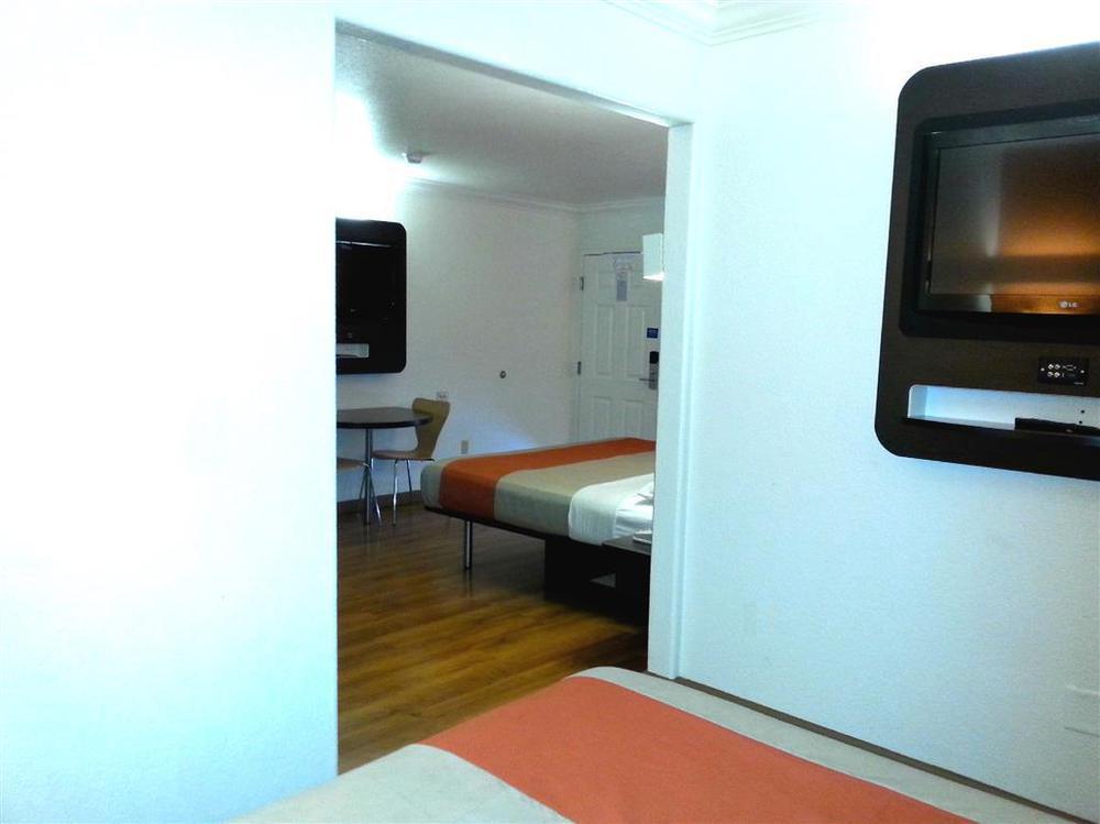 Motel 6-San Jose, Ca - Convention Center Phòng bức ảnh